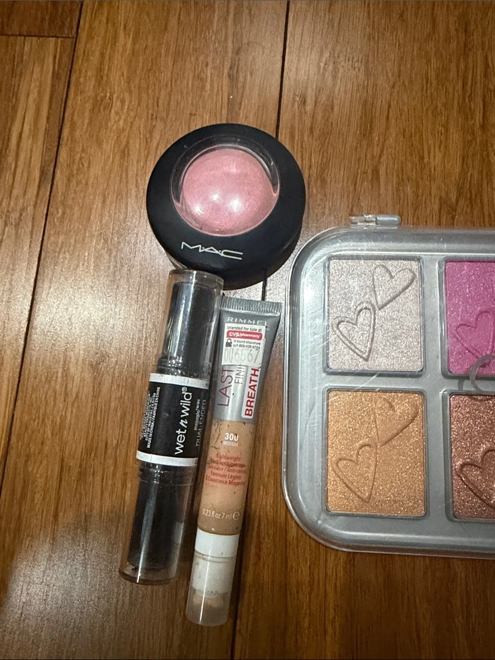 Bundle x 8 products assorted Mac wet n wild ALO Rimmel Makeup Eyeshadow Lipstick